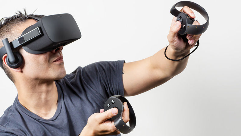 File:Oculus touch2.jpg