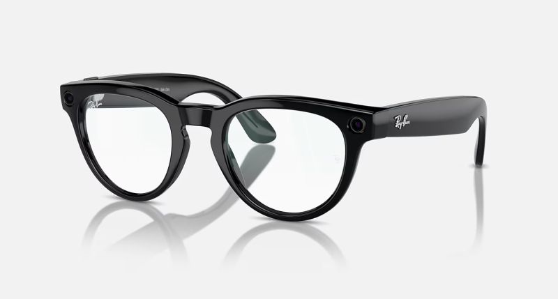 File:Ray-ban meta ai glasses headliner11.jpg