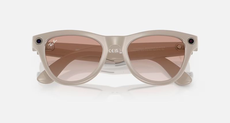 File:Ray-ban meta ai glasses skyler15.jpg