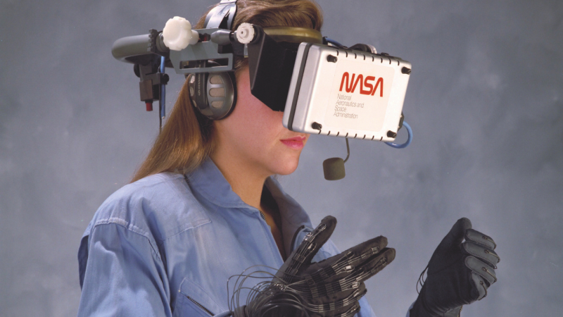 File:VR Nasa.png