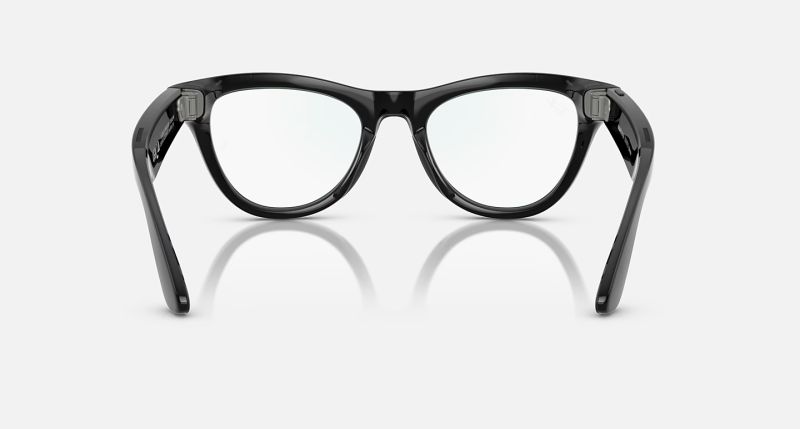 File:Ray-ban meta ai glasses skyler44.jpg