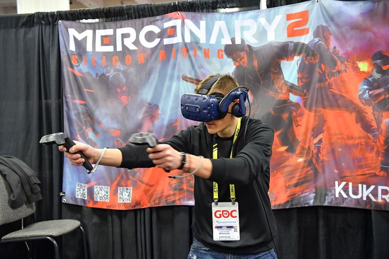 File:HTC Vive Pro Controllers.jpg