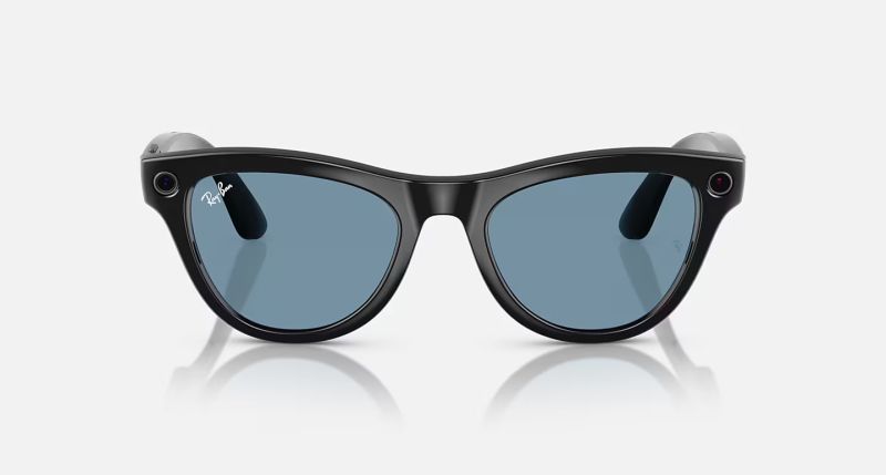 File:Ray-ban meta ai glasses skyler28.jpg