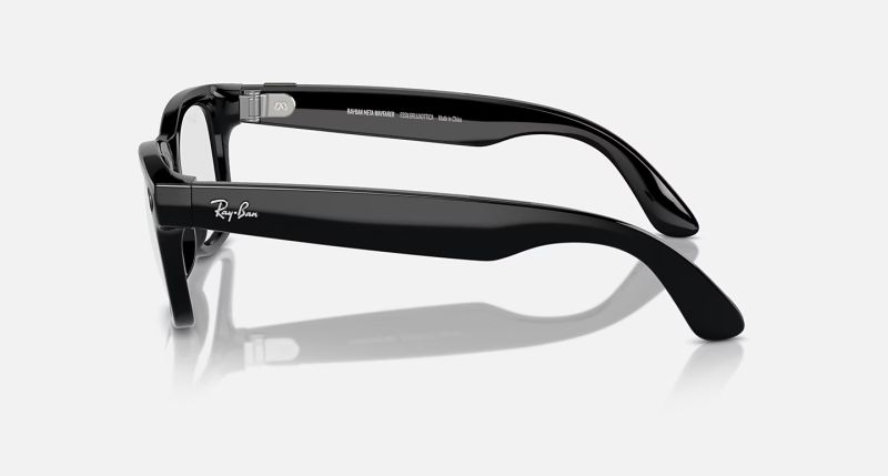 File:Ray-ban meta ai glasses warfarer13.jpg