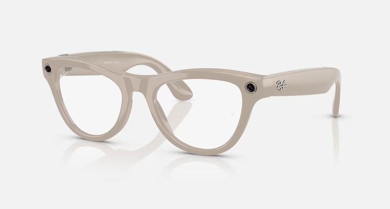 File:Ray-ban meta ai glasses skyler61.jpg